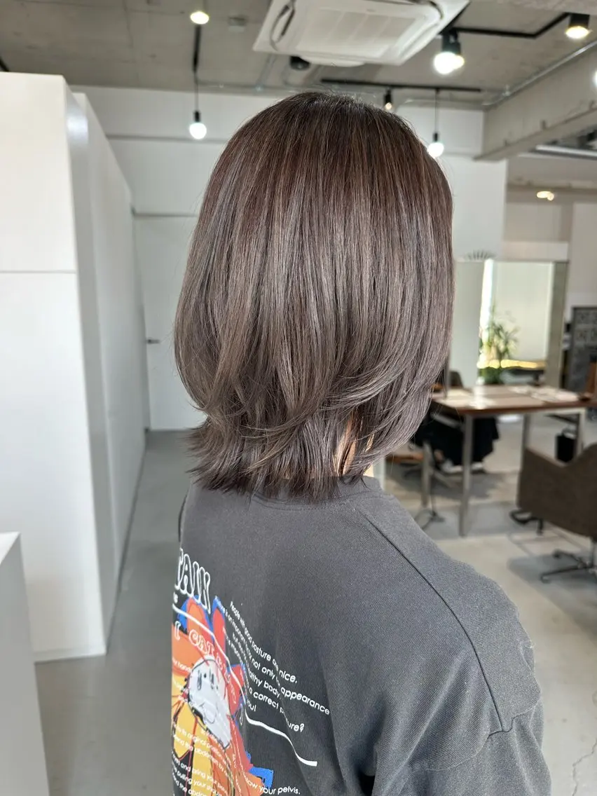 セミロング カット ヘアカラー トリートメント カイリ /レイヤーカットのヘアスタイル