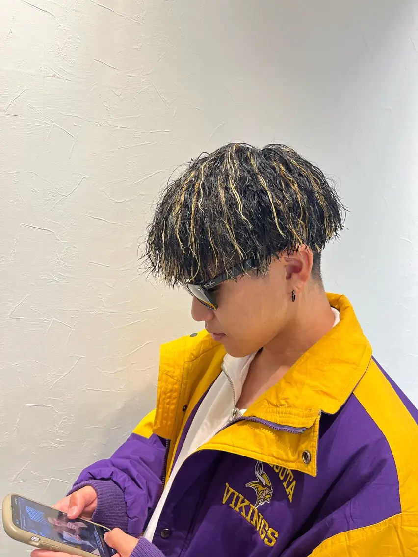 ショート カラー パーマ メンズ カット パーマ トリートメント ブリーチパーマ🌍 正木天のヘアスタイル