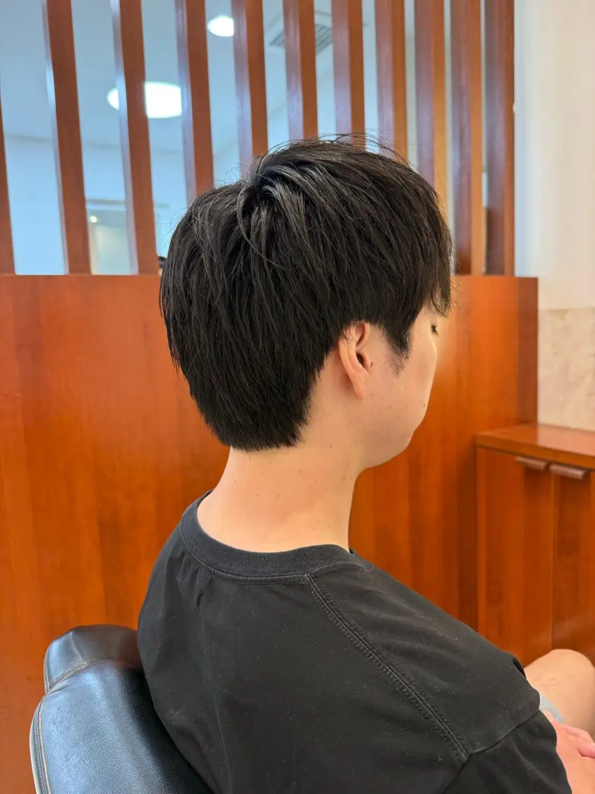 ショート メンズ 飯塚 美羽のヘアスタイル