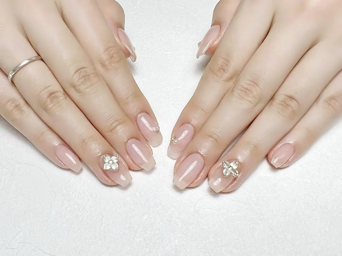 ネイル オフィスネイル ワンカラーネイル シンプルネイル rouse nail RISATOのネイルデザイン