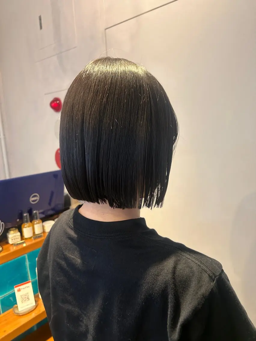 ショート カラー カット ヘアカラー ナチュラル大人っぽい スタイル　MAORIのヘアスタイル