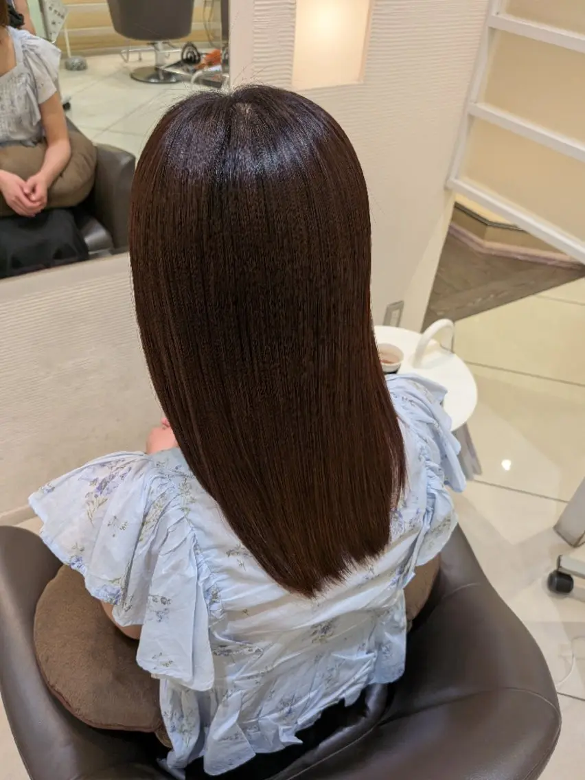 セミロング ヘアカラー 艶髪/似合わせ/ ブリーチなし🫧のヘアスタイル
