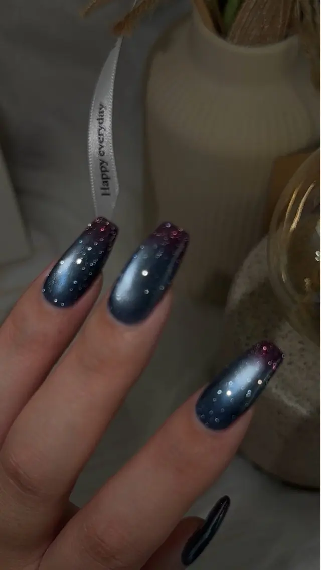 ネイル フラッシュネイル グラデーション キラキラネイル マグネットネイル ハンドネイル aneu. -アヌ- 💅🫧reinaのネイルデザイン