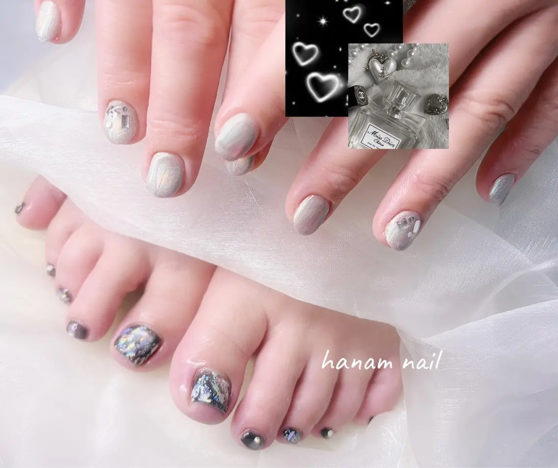 ネイル フットネイル hanam nail 🌿🩵ハナムネイルのネイルデザイン