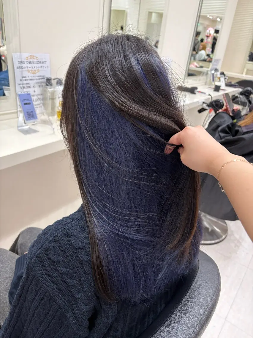 ロング カラー ヘアカラー 💟RINNA 艶カラー💟のヘアスタイル