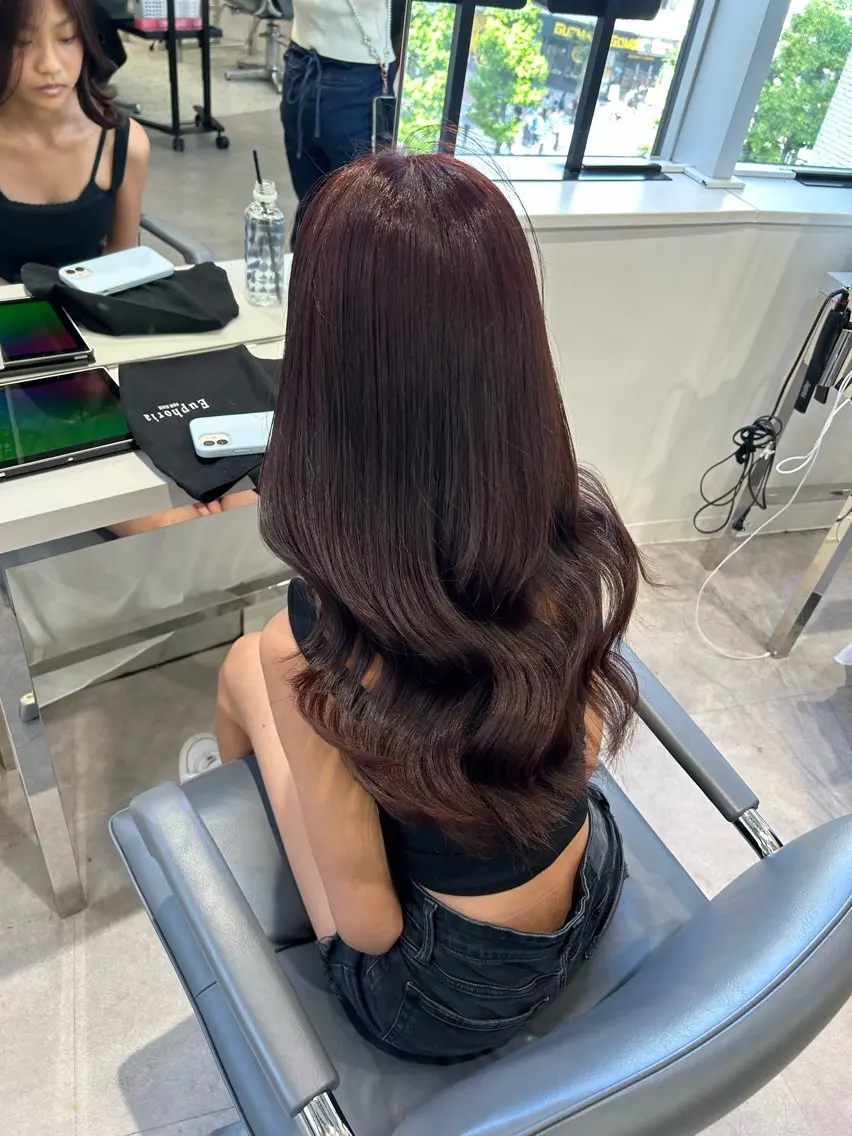 ロング カラー カット ヘアカラー トリートメント 🤍韓国うる艶カラー 髪質改善YUKI🤍のヘアスタイル