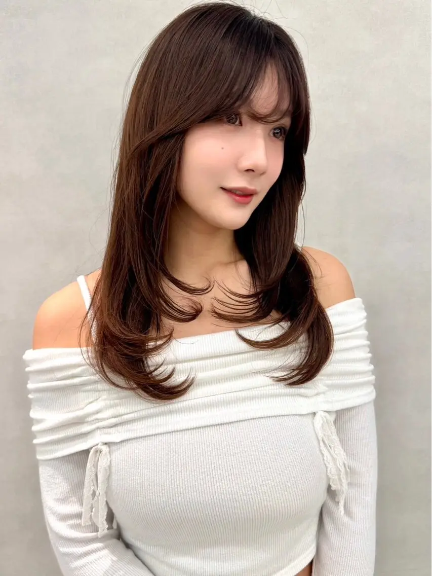 セミロング カラー カット ヘアカラー トリートメント 韓国ヘア🇰🇷透明 感カラー/yui💞のヘアスタイル