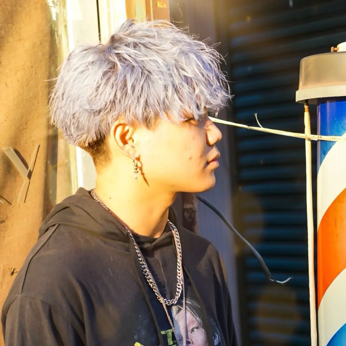 ミディアム カラー メンズ カット ヘアカラー トリートメント 渋谷のブリーチカラー シェフ🧑🍳蓮のヘアスタイル