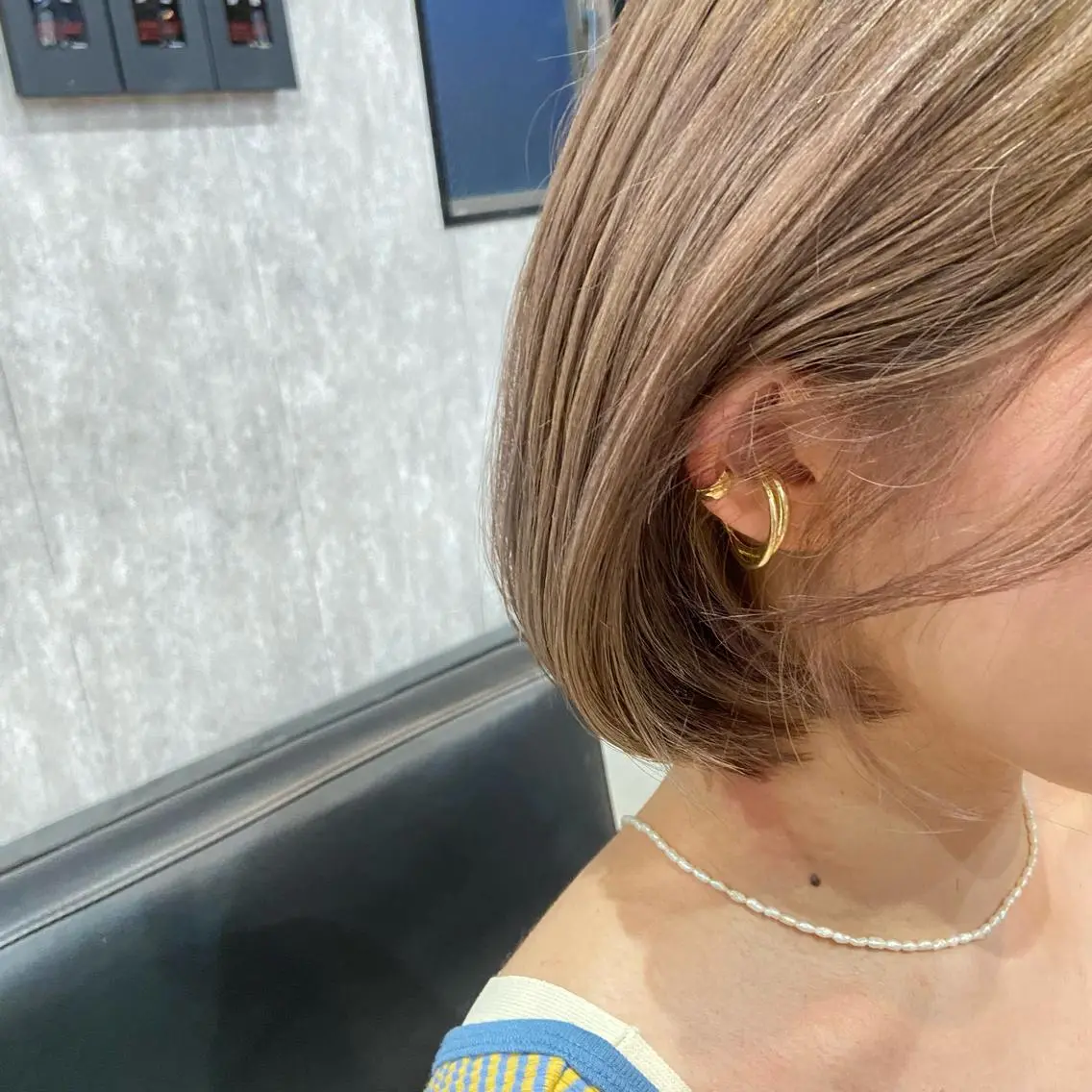 ショート カラー ヘアアレンジ ベージュカラー TIDEHAIR SHIHOのヘアスタイル