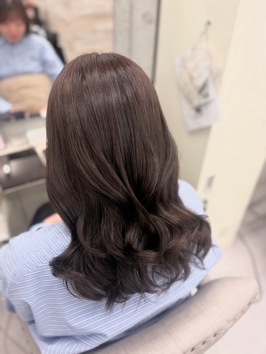 セミロング ラベンダーブラウン ヘアカラー ♡NOZOMI ♡のヘアスタイル