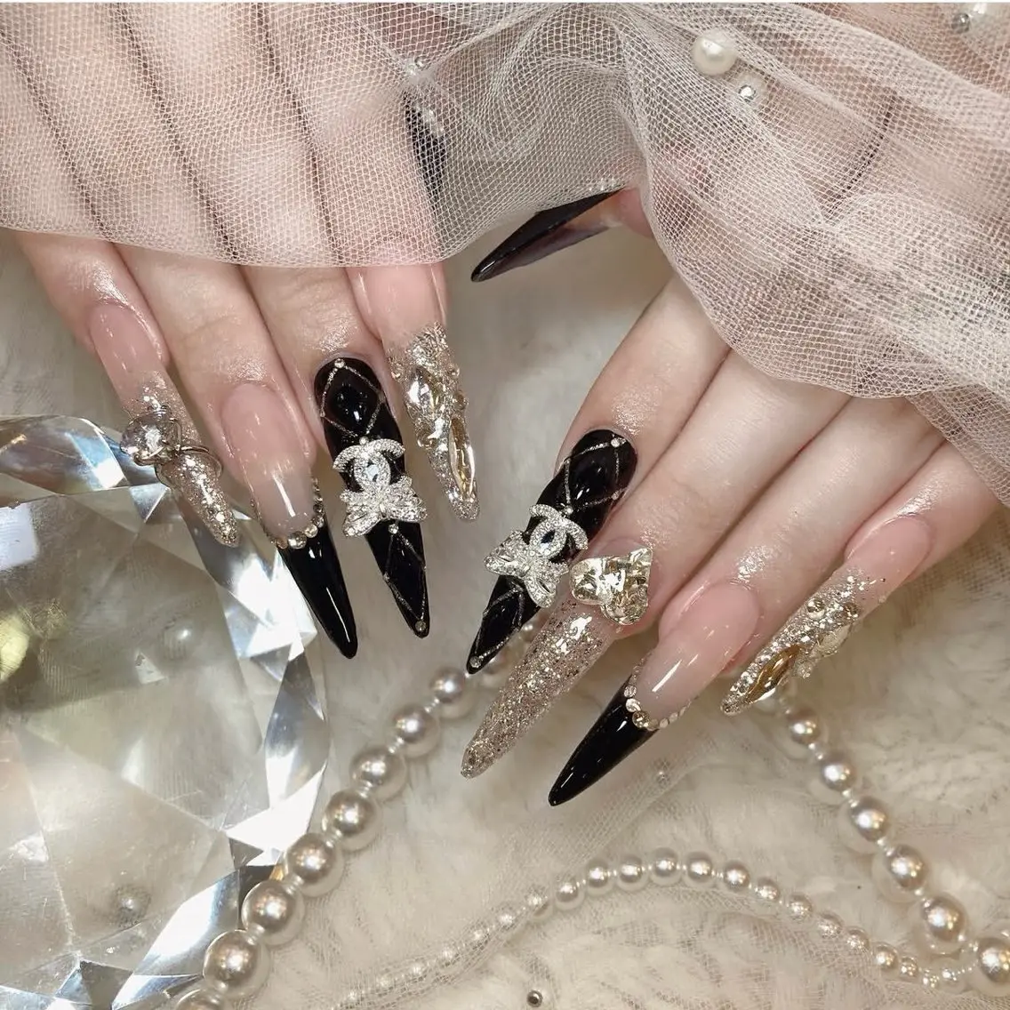 ネイル チークネイル ドット フットネイル フレンチネイル グラデーション Nihonthy Nail 新宿のネイルデザイン
