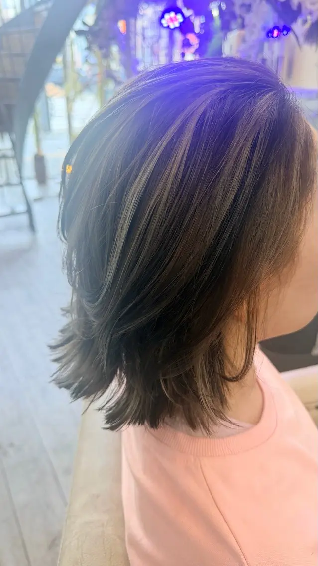 ミディアム カラー カット ヘアカラー トリートメント 鶴見 和美のヘアスタイル