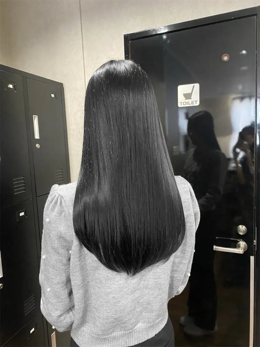 ロング カット ヘアカラー トリートメント ＳＨＩ ＺＵのヘアスタイル