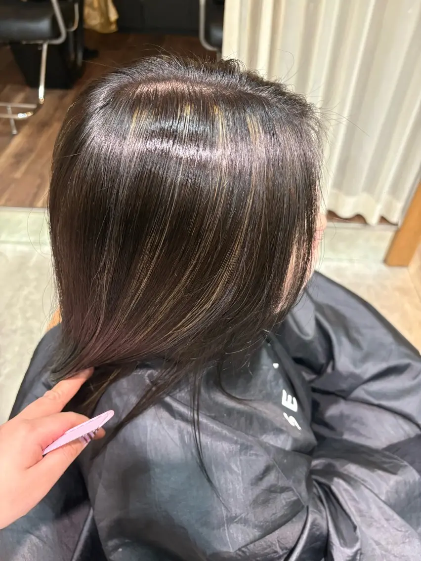 セミロング ヘアカラー 佐伯 美麗のヘアスタイル