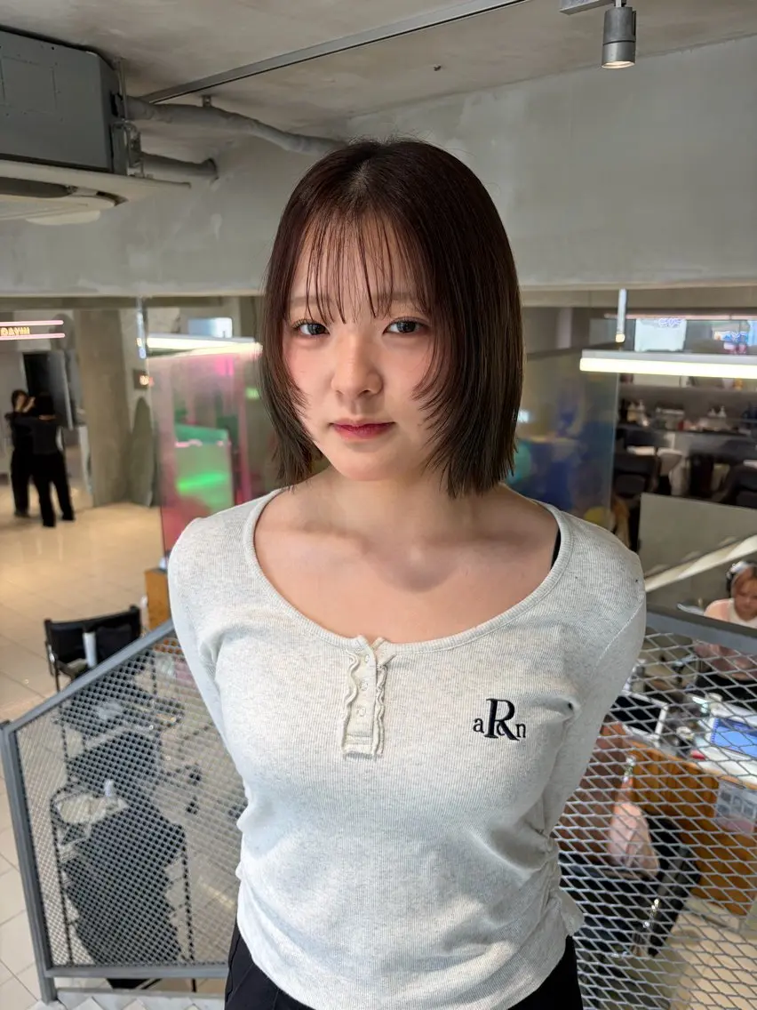 ショート カラー カット 縮毛矯正 bob/ aoiのヘアスタイル