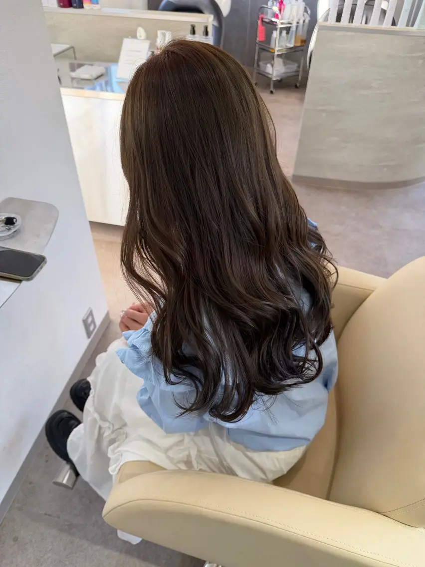 ロング ume yuraのヘアスタイル