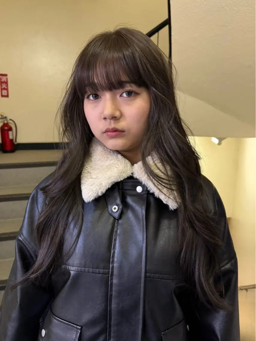 カラー ヘアカラー 寺崎 由衣のヘアスタイル