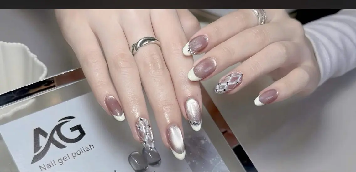 ネイル アートネイル ジェルネイル グラデーション マグネットネイル ニュアンスネイル ハンドネイル Ryu nail studioのネイルデザイン