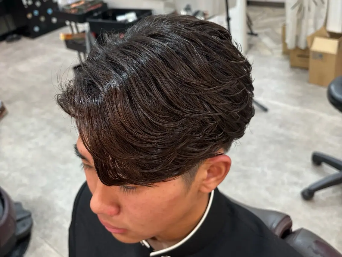 パーマ メンズ 俣木 磨我のヘアスタイル