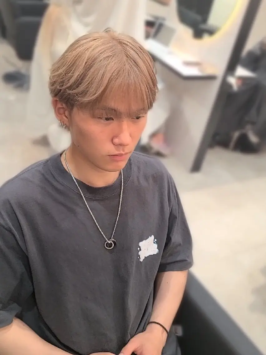 ミディアム メンズ カラー マッシュ シースルーマッシュ カット ヘアカラー ヘアセット LEN名古屋/パーマ 海外ヘア/メンズ特化のヘアスタイル