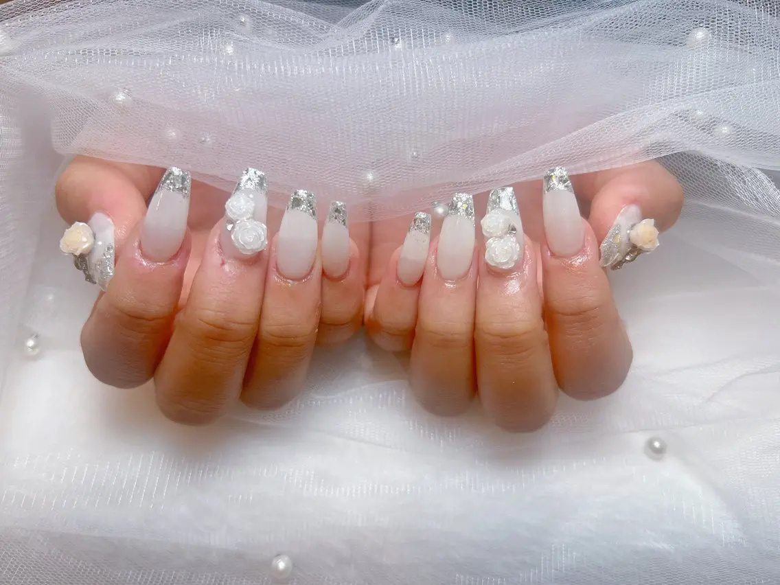 ネイル アートネイル オーロラネイル チークネイル 長さ出し フットネイル Miya _nailのネイルデザイン