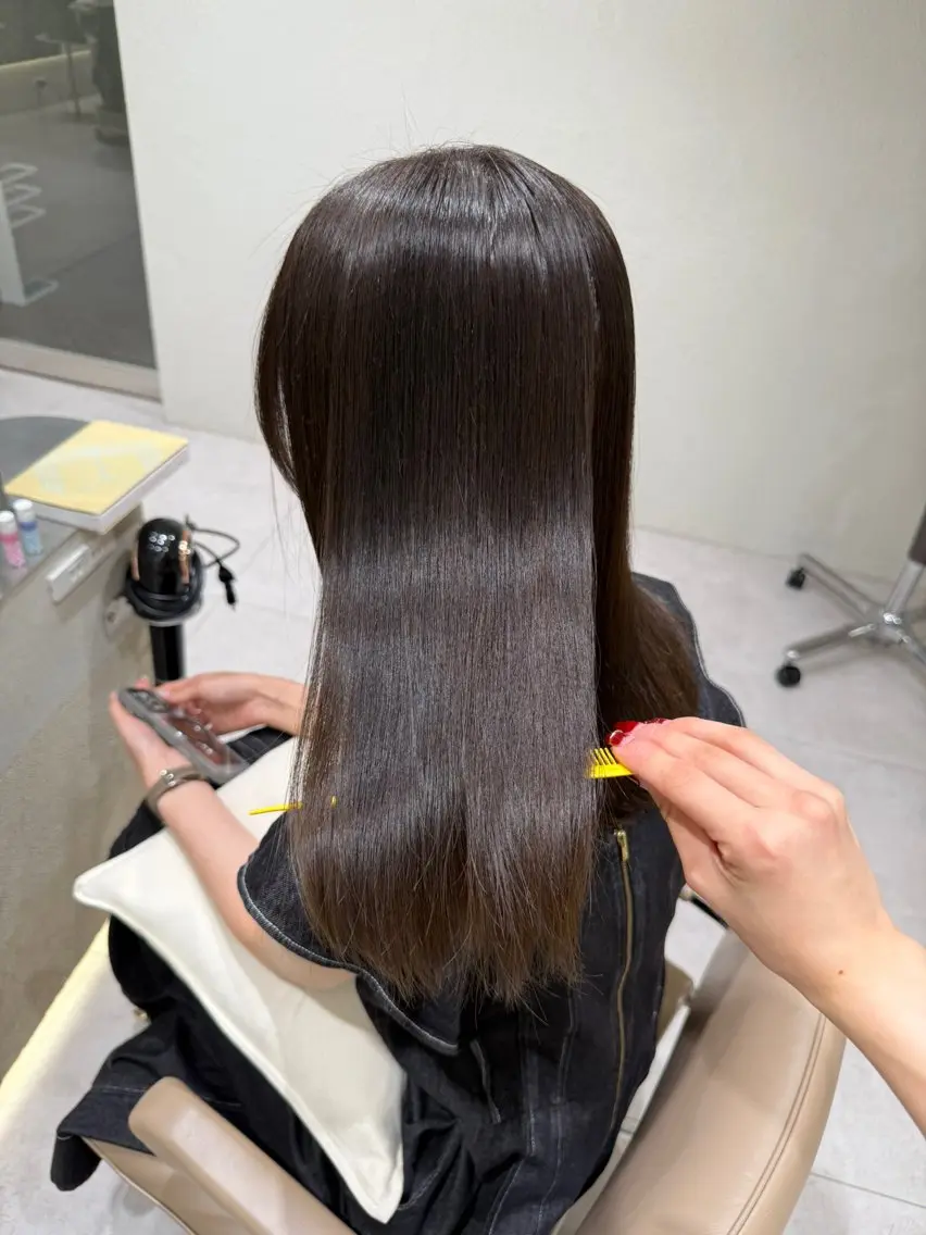 【🎀人気NO.3🎀】カット+透明感カラー+水素トリートメントの写真