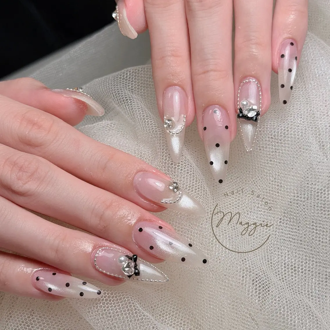 ネイル ハンドネイル Maggie Nail🦩BiKiのネイルデザイン