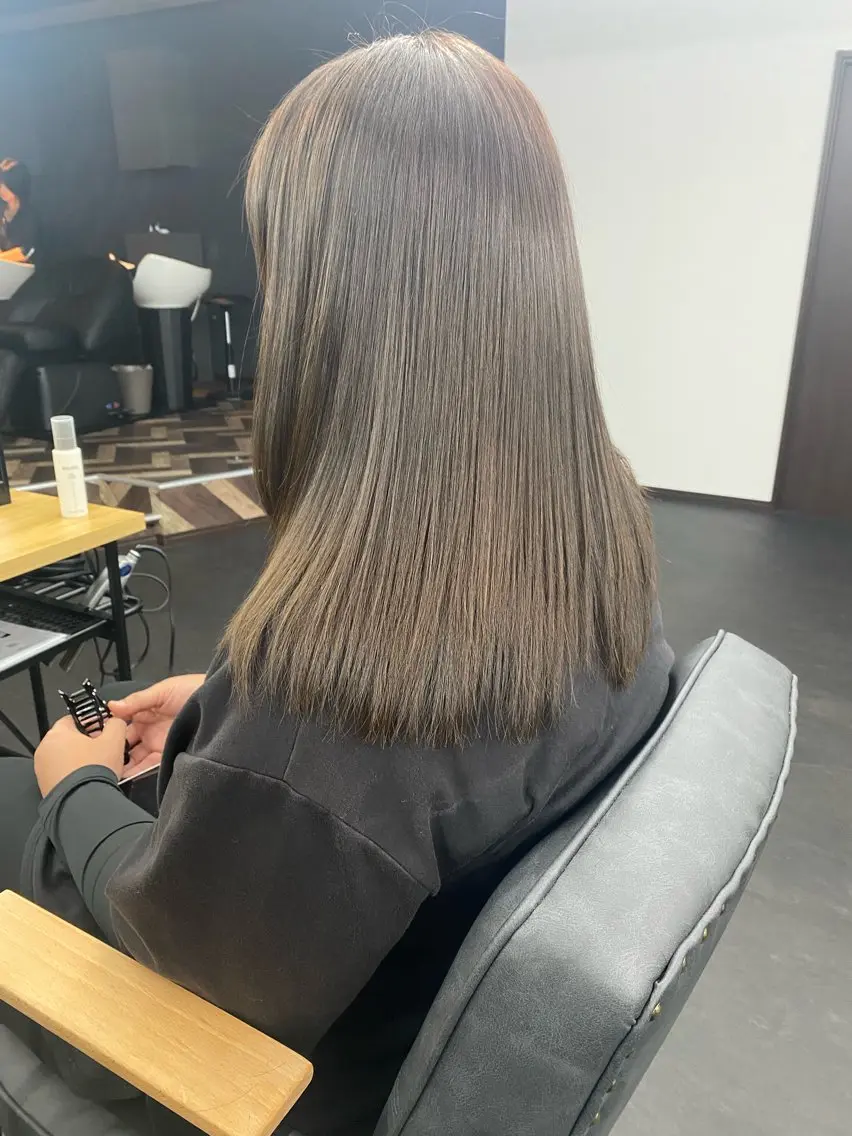 セミロング カラー 透明感カラー カット ヘアカラー トリートメント 山﨑 大暉【ダブルカラー】のヘアスタイル