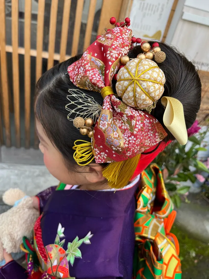 七五三【7歳】衣装・ヘアセットメイク着付け・スタジオ撮影全データ（50カット保証）※衣装持ち込みOKの写真