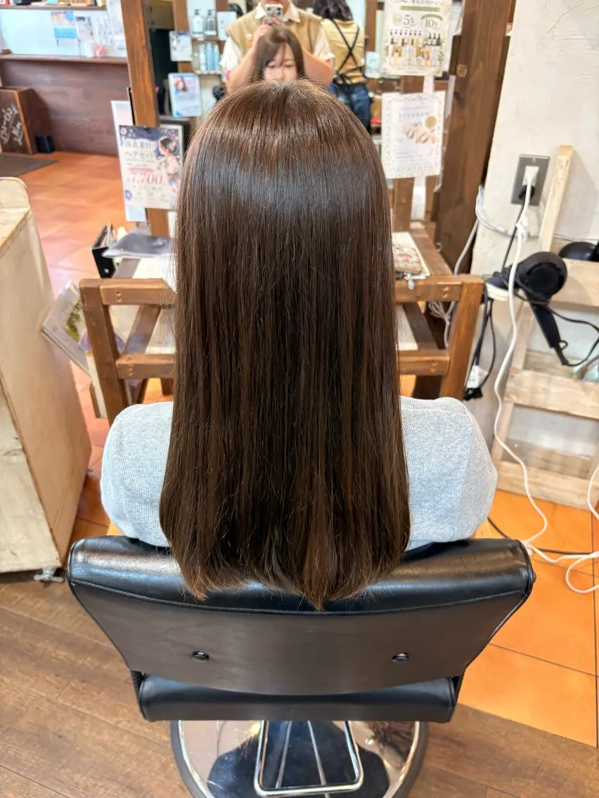 カラー ベージュカラー 三宅　デザインカラー 透明感カラー✨のヘアスタイル
