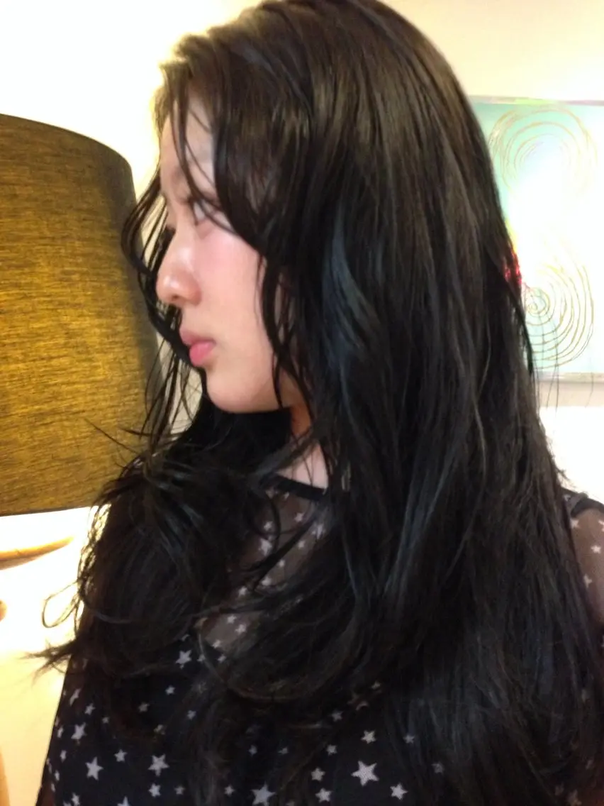 ロング カラー 透明感カラー 滝沢 ののかのヘアスタイル