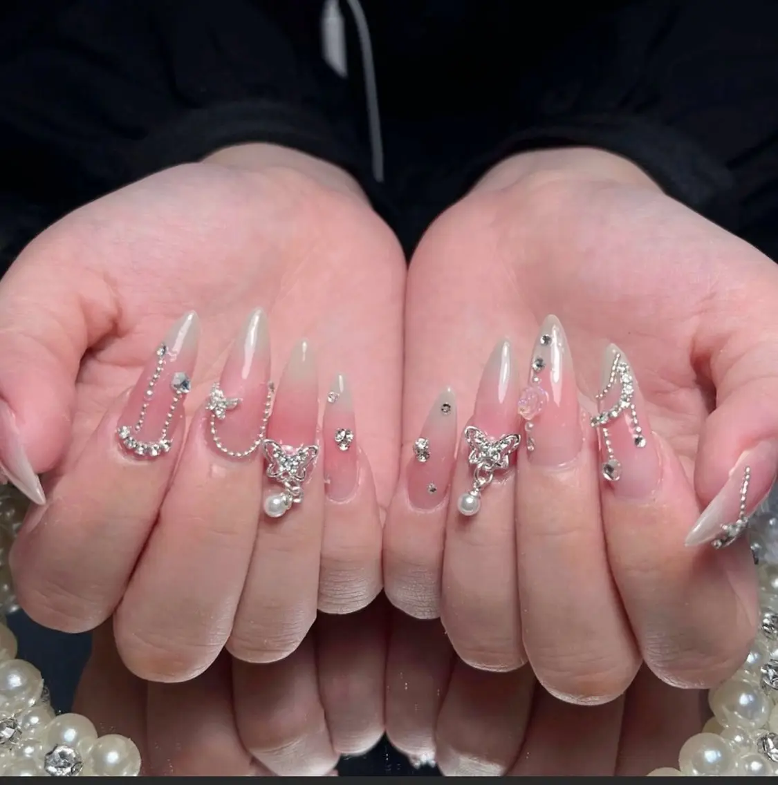 ネイル アートネイル ボルドー フレンチネイル ジェルネイル 氷ネイル・うるうるネイル ハンドネイル Julie NailSalonのネイルデザイン