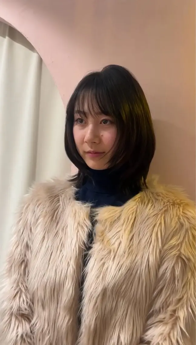 ミディアム ミディアムレイヤー レイヤーカット seek北梅田 HINA🍑✨のヘアスタイル