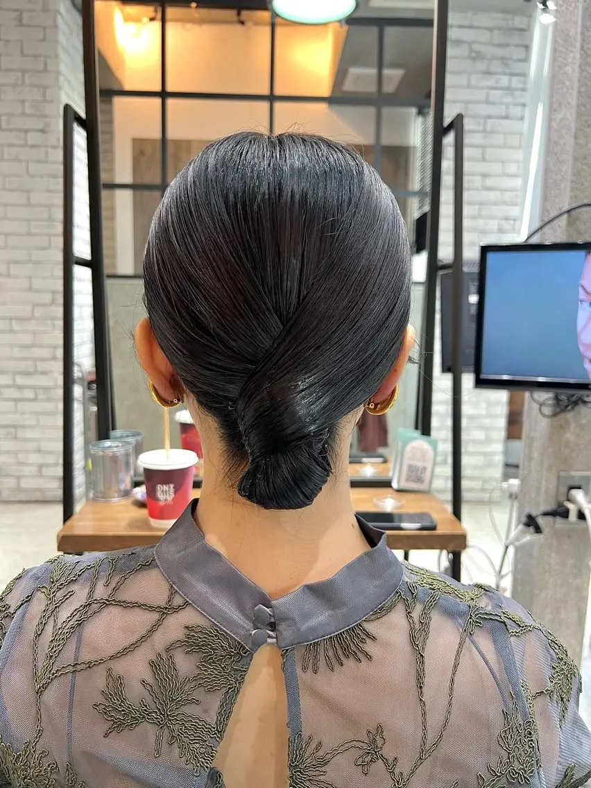 セミロング ヘアアレンジ ヘアセット 🌿ニュアンス/髪質 改善🌿Fukudaのヘアスタイル