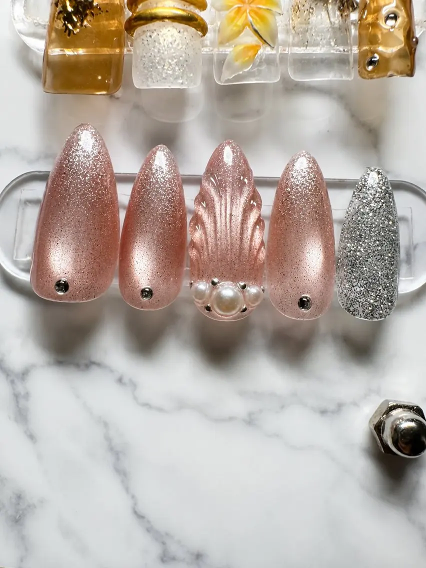ネイル 氷ネイル・うるうるネイル ハンドネイル Queen nailのネイルデザイン