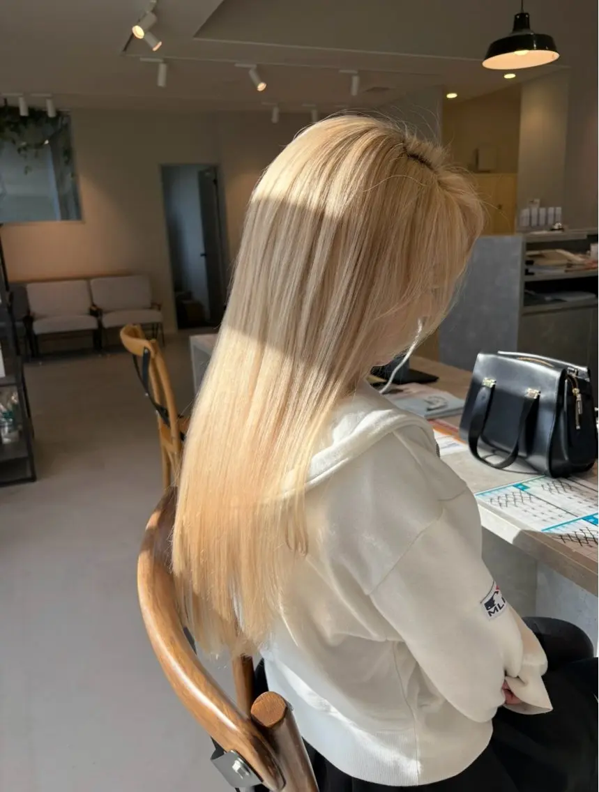 ロング カラー 森 理音のヘアスタイル