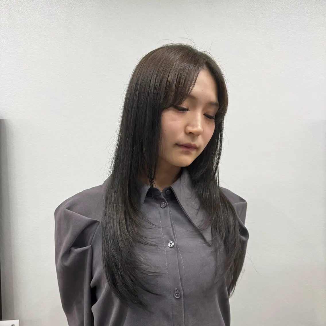 ロング レイヤーカット ワンホンレイヤー カット パーマモデル募集中 渥美翔人のヘアスタイル