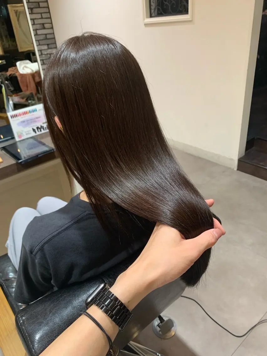 ロング カット ヘアカラー トリートメント 地毛風ストレート/ 髪質改善/榎本流行のヘアスタイル