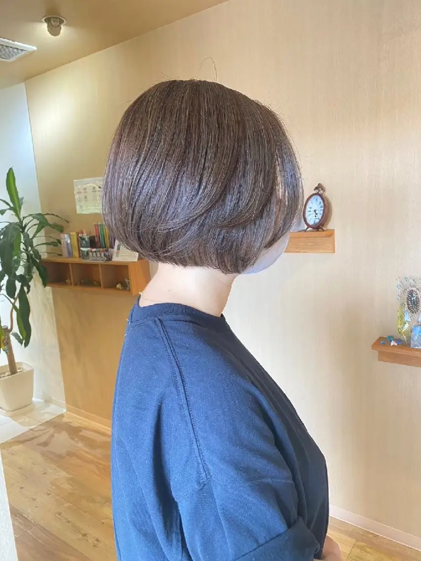 カラー ショート ひちわ あゆみのヘアスタイル