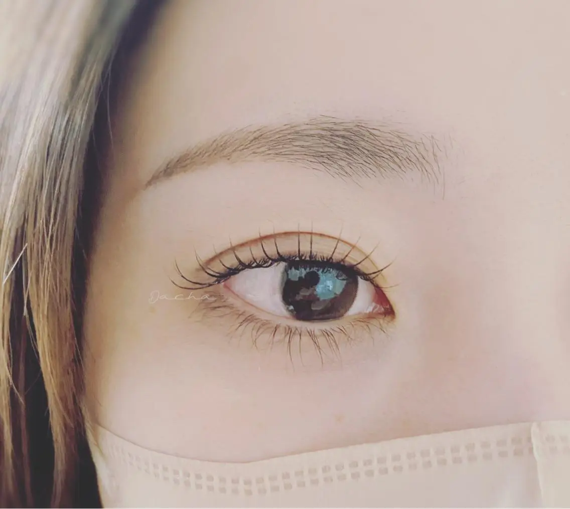 マツエク・マツパ ナチュラル まつ毛の悩み解消 Dacha吉岡の眉毛・アイブロウイメージ