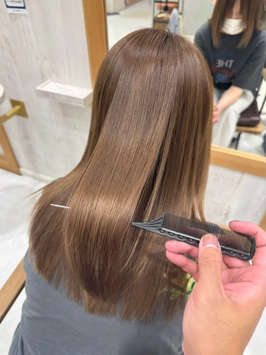 ロング カラー ベージュカラー ヘーゼル カット ヘアカラー トリートメント 佐野 怜也のヘアスタイル