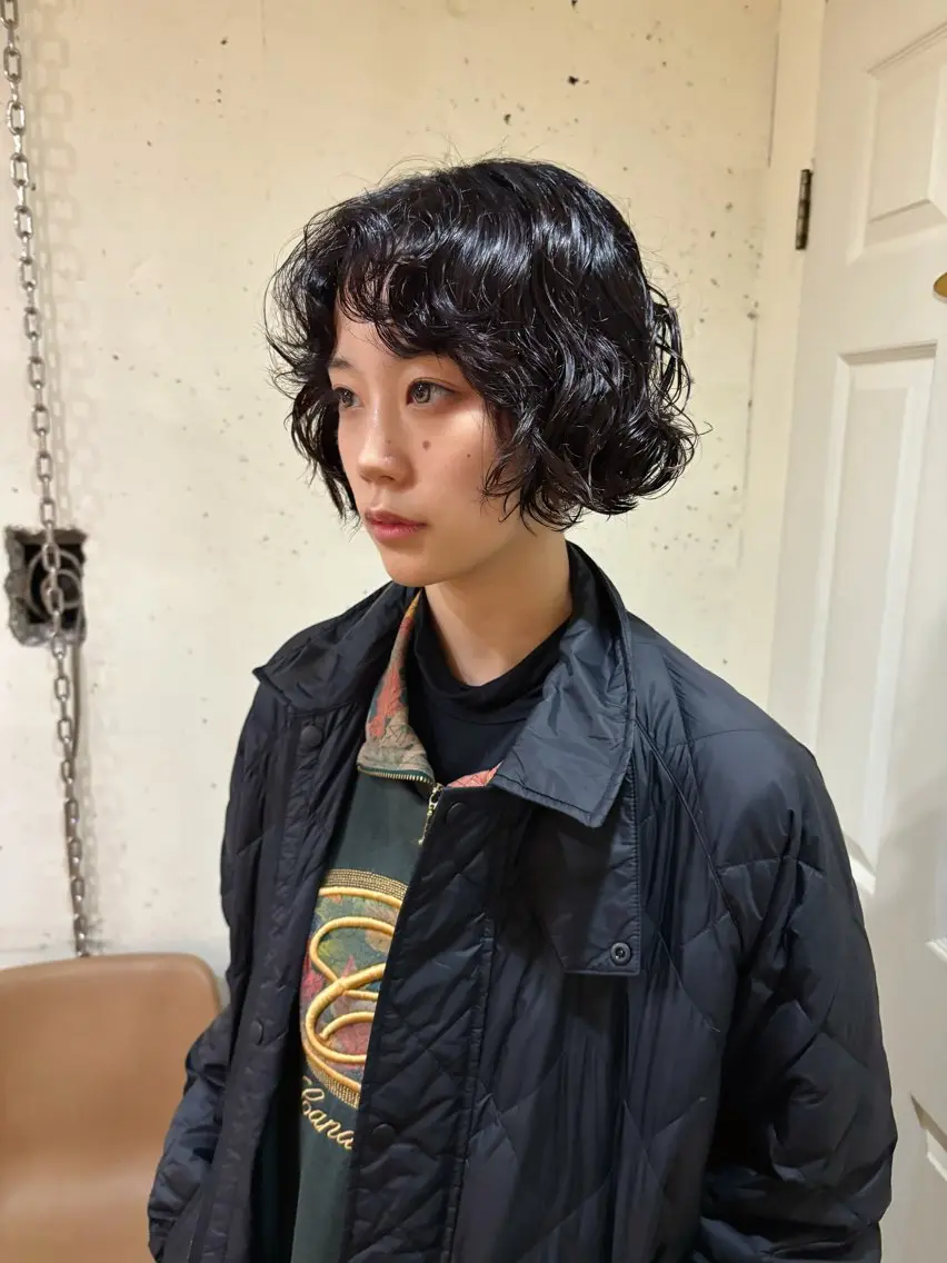 カット＋最新クリームパーマ＋補修トリートメント💃の写真