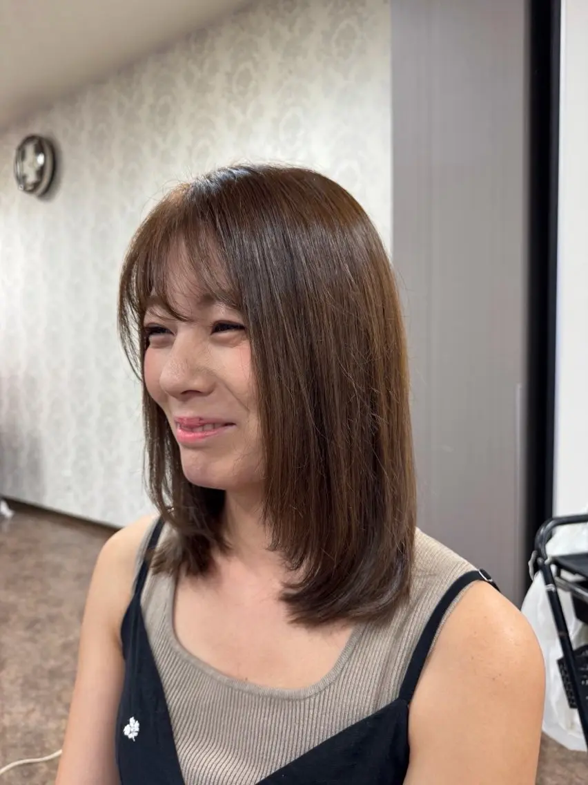 ミディアム ボブレイヤー ボブ レイヤーカット 小顔カット カット 田中 和葉のヘアスタイル