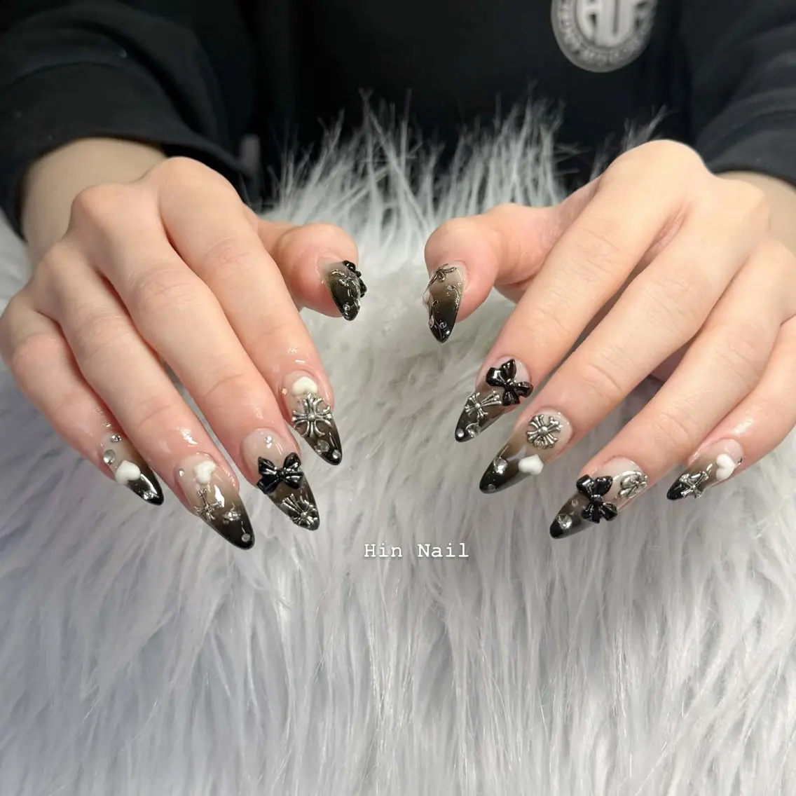 ネイル ハンドネイル HIN NAILのネイルデザイン