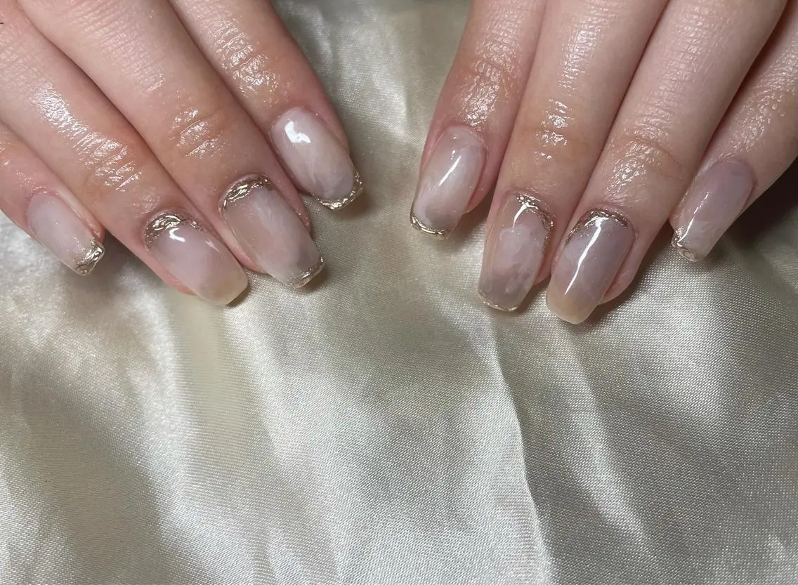 ネイル LAVISH 大和店 emi・:*+のネイルデザイン