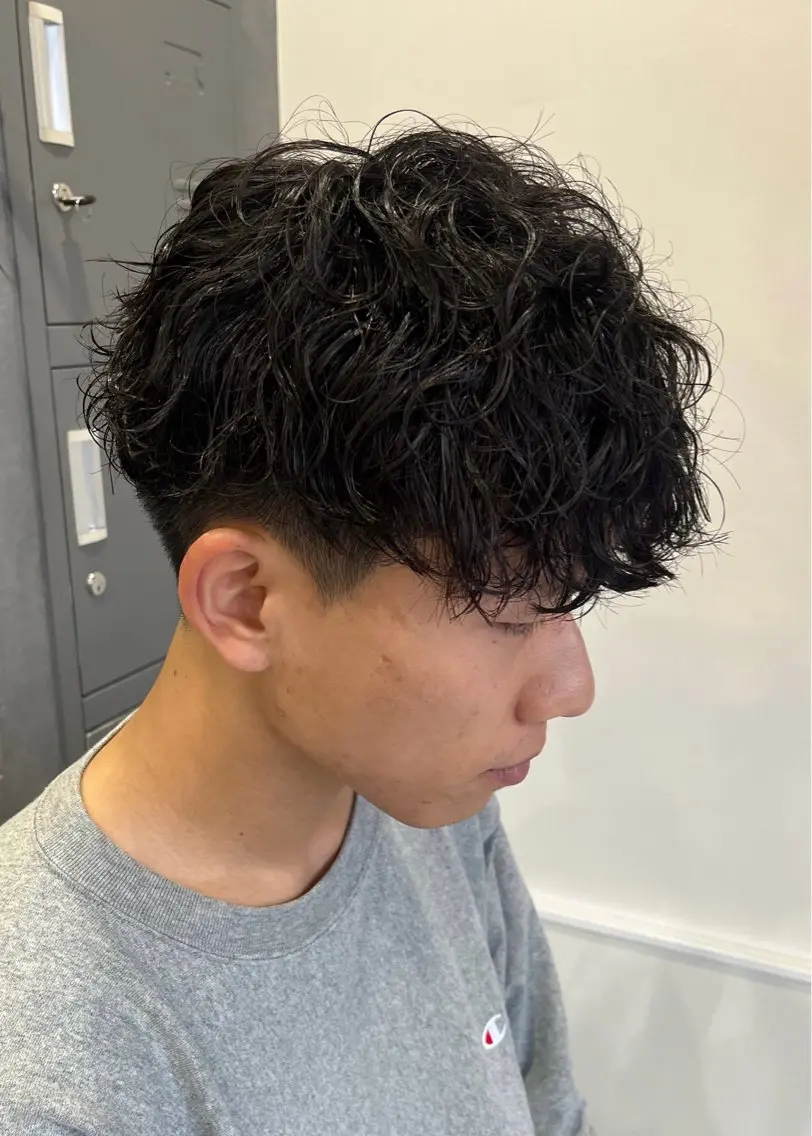 パーマ メンズ 波巻きパーマ カット パーマ 🖱️ナチュラルヘア 鍋谷美帆🖱️のヘアスタイル