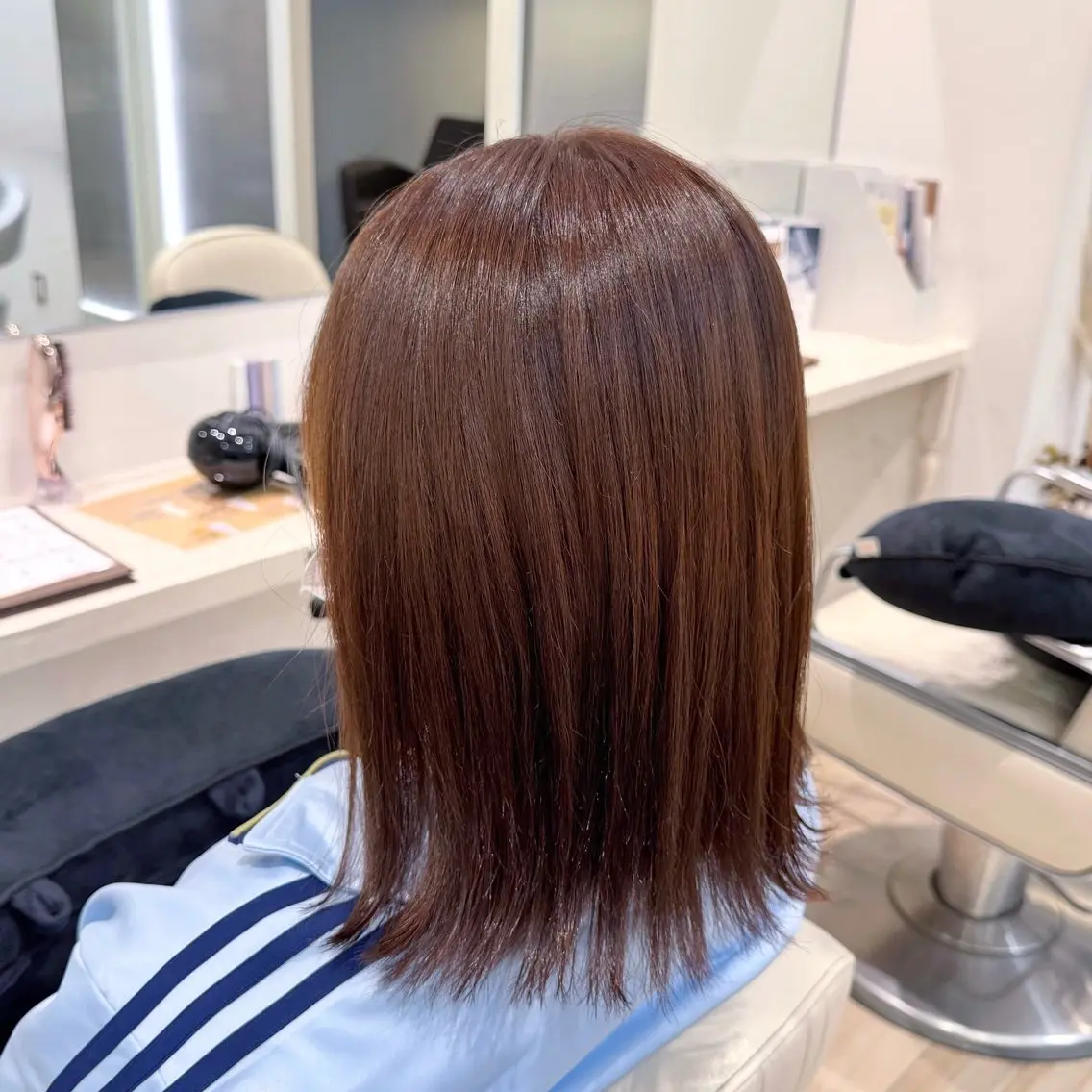 ミディアム カラー ブラウンカラー オレンジ オレンジブラウン カット ヘアカラー トリートメント 暖色/顔周りカット/ レイヤー/成田悠里のヘアスタイル