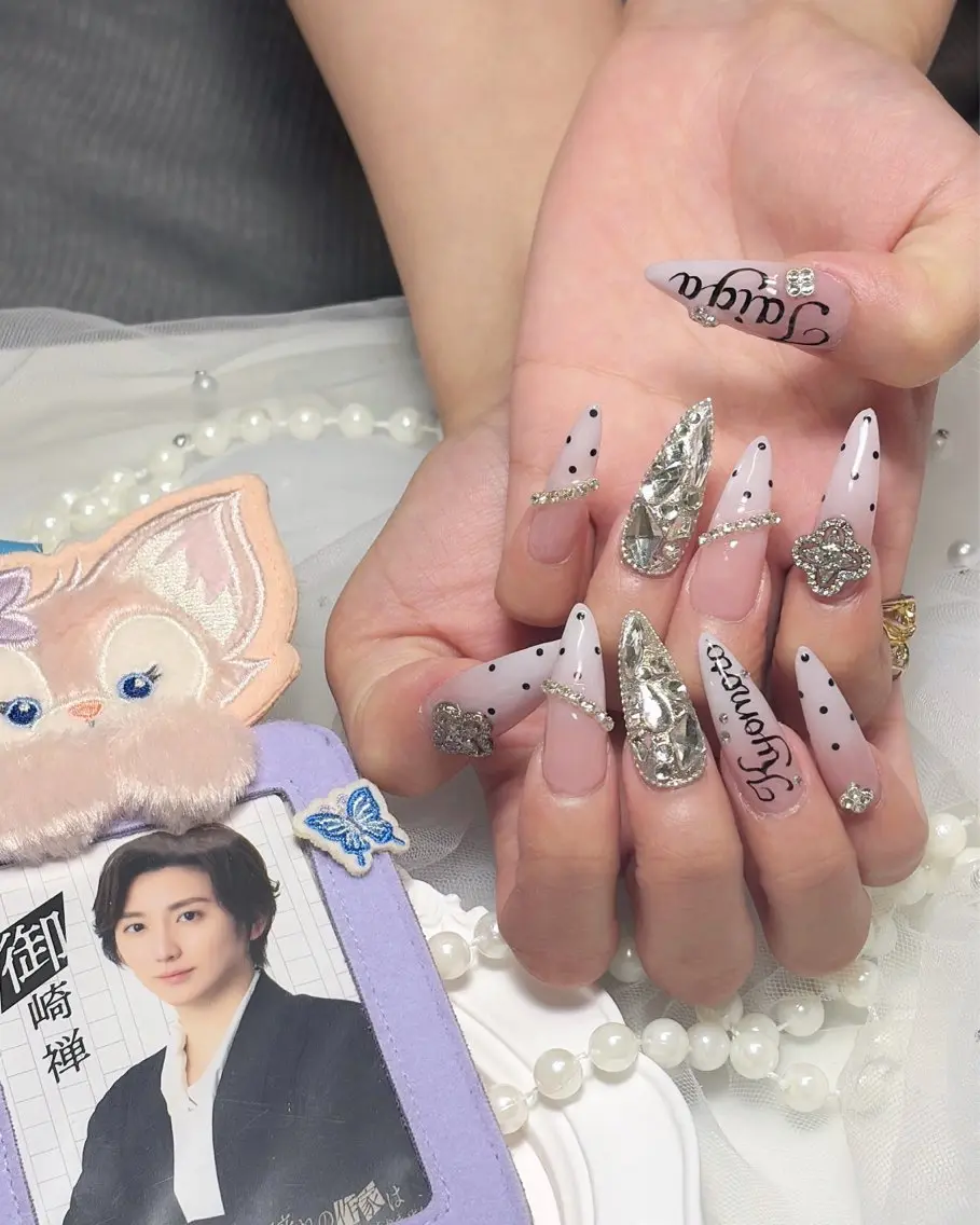 ネイル ハンドネイル nail salon ERHNÉのネイルデザイン