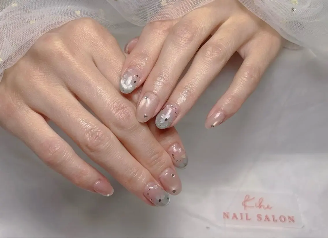 ネイル シンプルネイル ア イリのネイルデザイン