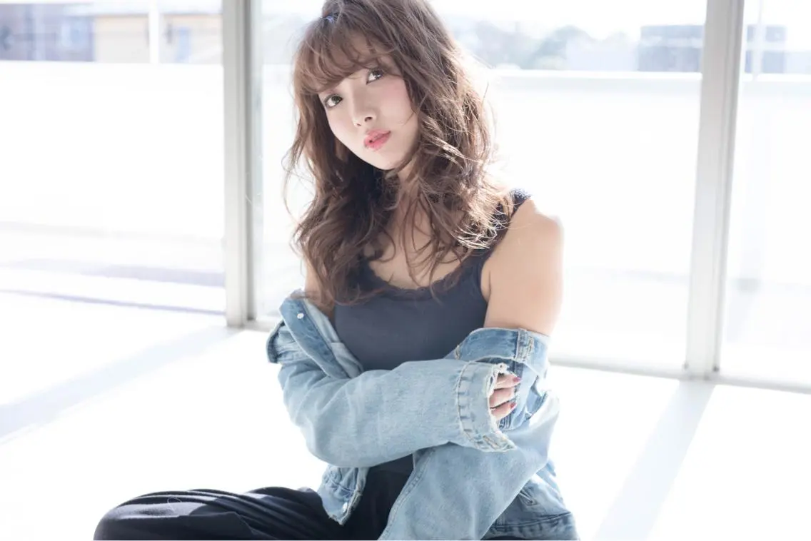 セミロング カラー 小野 和摩のヘアスタイル